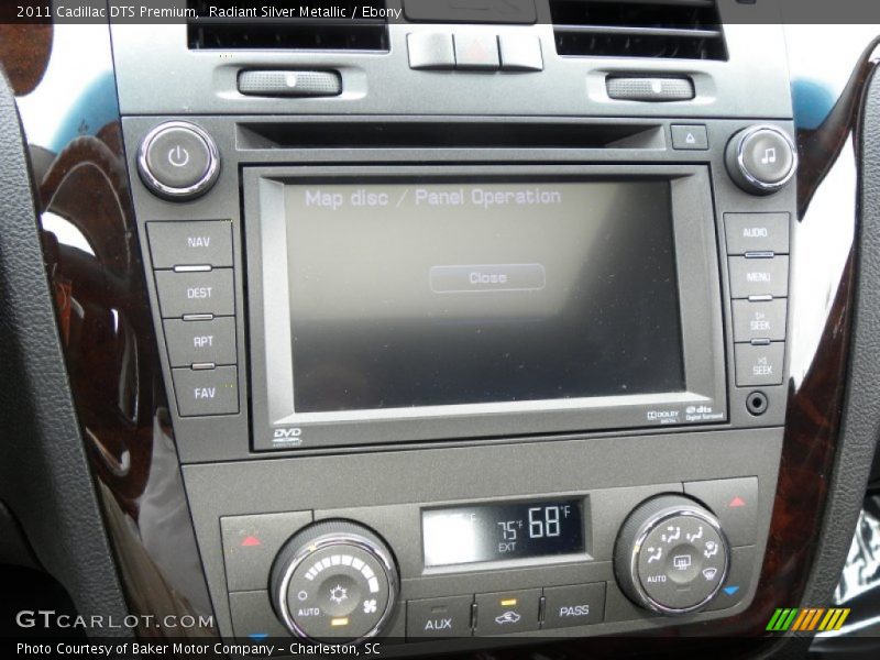 Radiant Silver Metallic / Ebony 2011 Cadillac DTS Premium