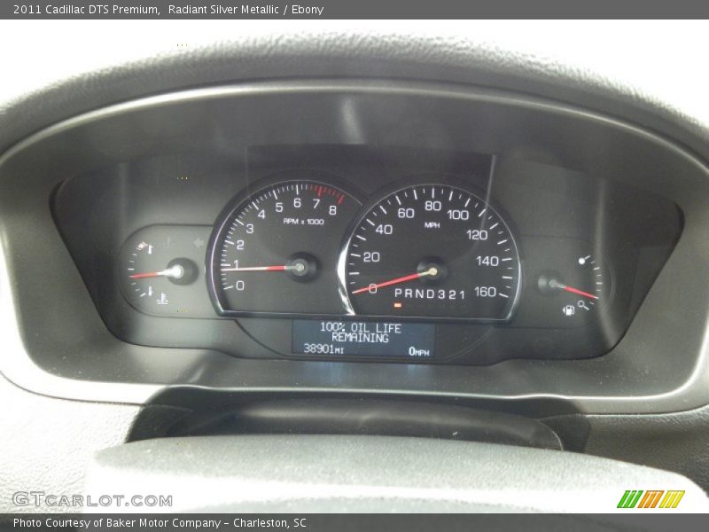 Radiant Silver Metallic / Ebony 2011 Cadillac DTS Premium