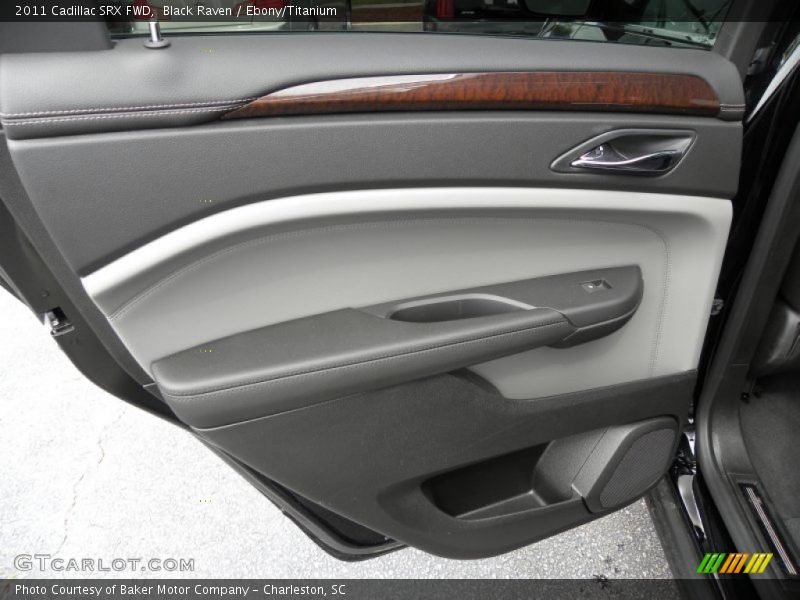 Black Raven / Ebony/Titanium 2011 Cadillac SRX FWD