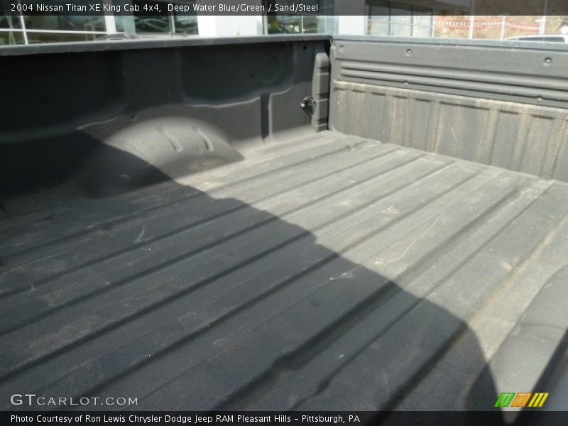Deep Water Blue/Green / Sand/Steel 2004 Nissan Titan XE King Cab 4x4