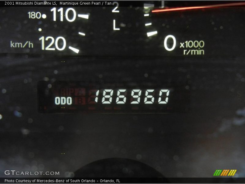 Martinique Green Pearl / Tan 2001 Mitsubishi Diamante LS