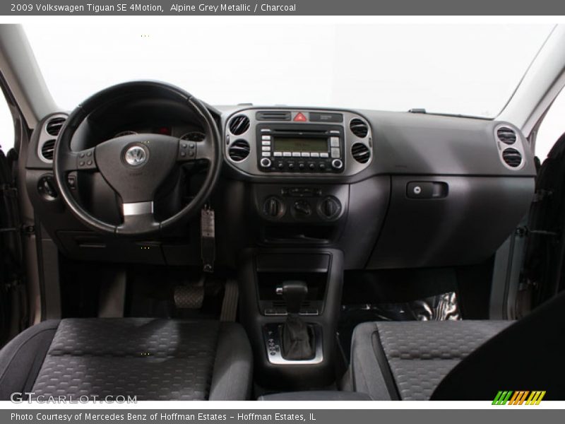 Alpine Grey Metallic / Charcoal 2009 Volkswagen Tiguan SE 4Motion