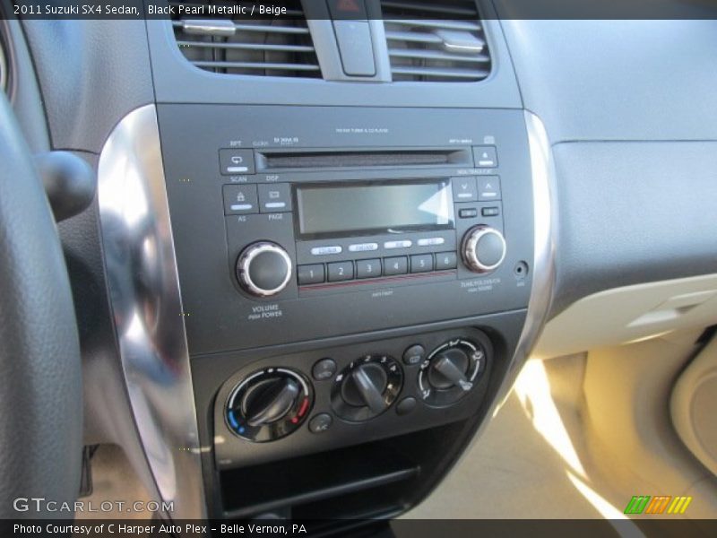 Controls of 2011 SX4 Sedan