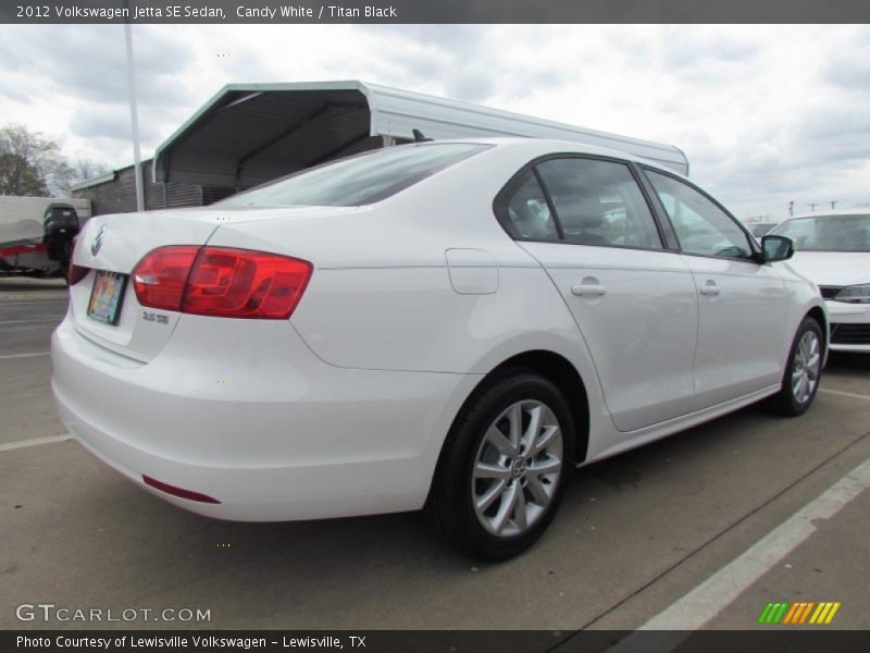 Candy White / Titan Black 2012 Volkswagen Jetta SE Sedan