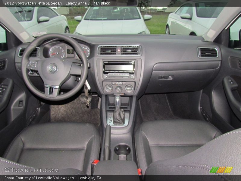 Candy White / Titan Black 2012 Volkswagen Jetta SE Sedan