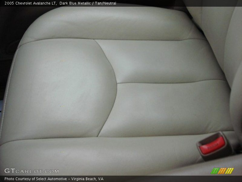 Dark Blue Metallic / Tan/Neutral 2005 Chevrolet Avalanche LT
