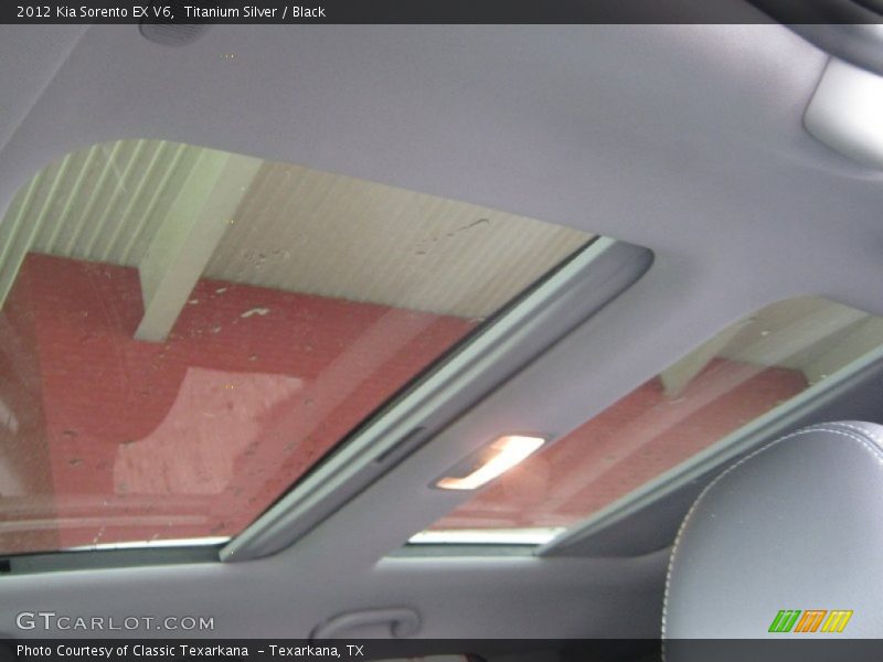 Titanium Silver / Black 2012 Kia Sorento EX V6