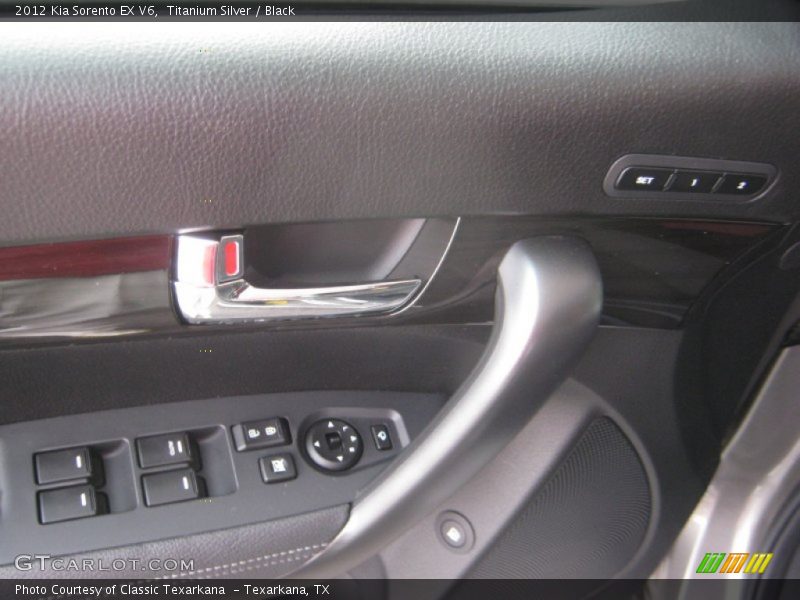 Titanium Silver / Black 2012 Kia Sorento EX V6