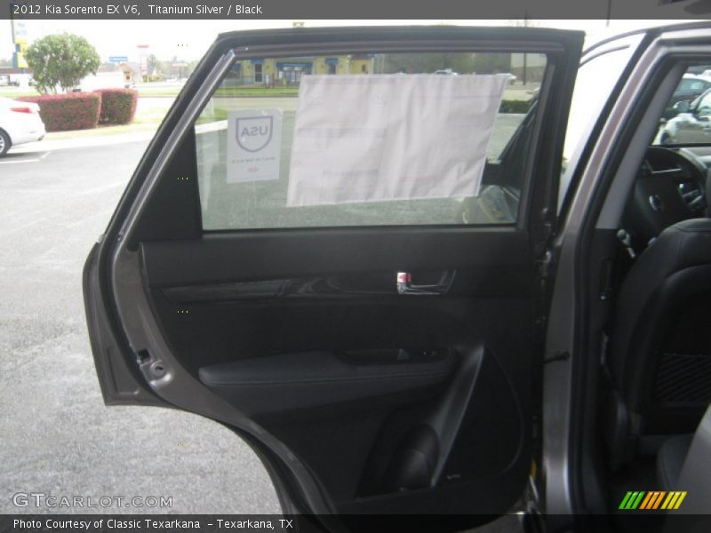 Titanium Silver / Black 2012 Kia Sorento EX V6