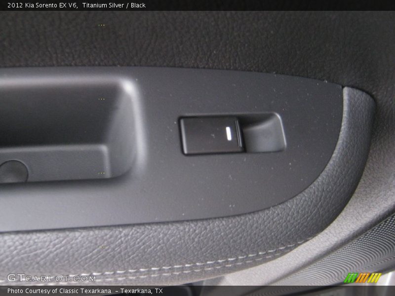 Titanium Silver / Black 2012 Kia Sorento EX V6