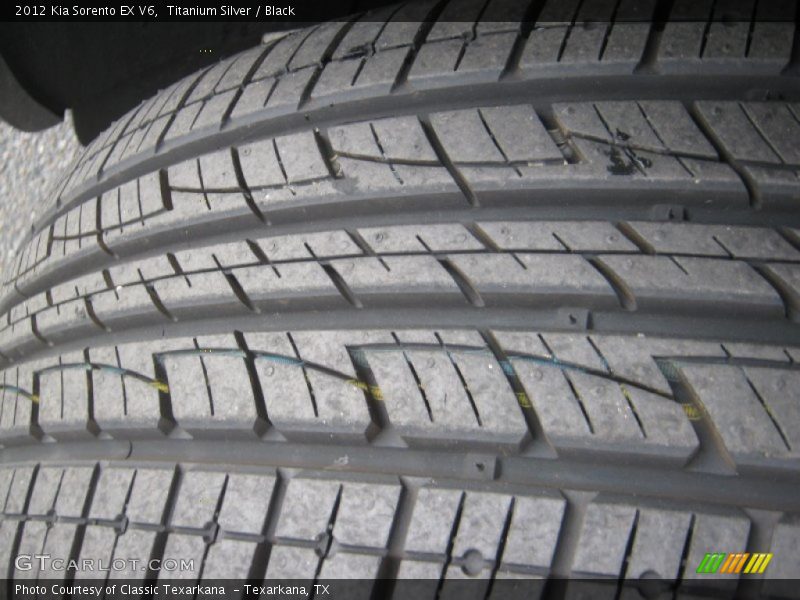 Titanium Silver / Black 2012 Kia Sorento EX V6