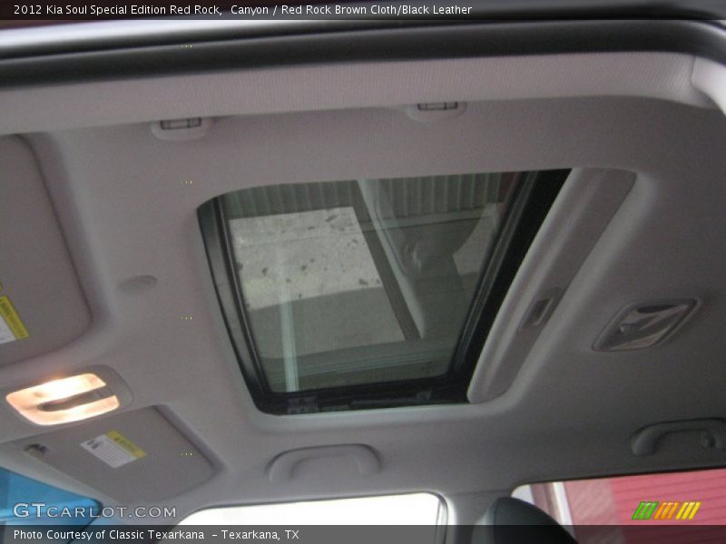 Sunroof of 2012 Soul Special Edition Red Rock