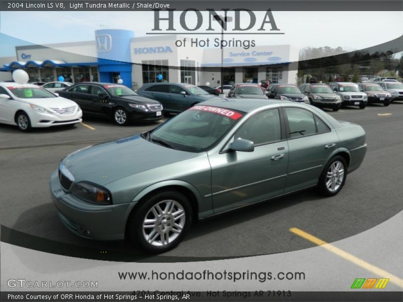 Light Tundra Metallic / Shale/Dove 2004 Lincoln LS V8