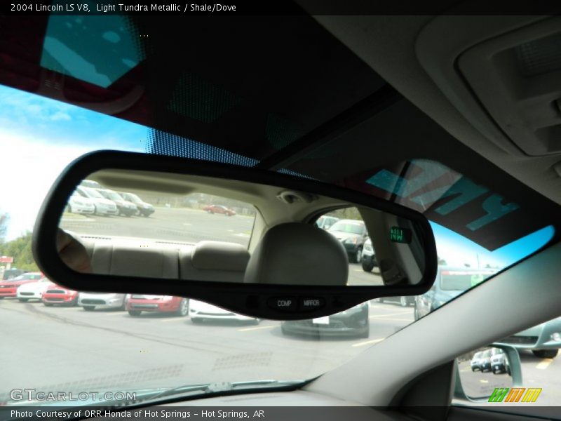 Light Tundra Metallic / Shale/Dove 2004 Lincoln LS V8
