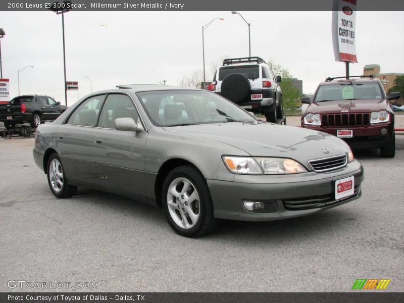 Millennium Silver Metallic / Ivory 2000 Lexus ES 300 Sedan