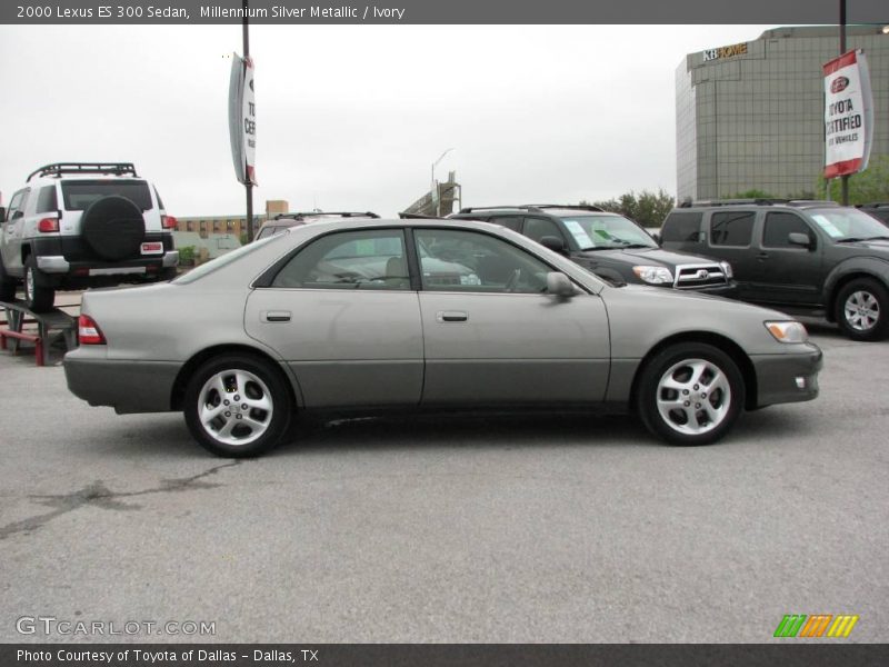 Millennium Silver Metallic / Ivory 2000 Lexus ES 300 Sedan