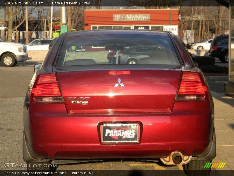 Ultra Red Pearl / Gray 2007 Mitsubishi Galant ES