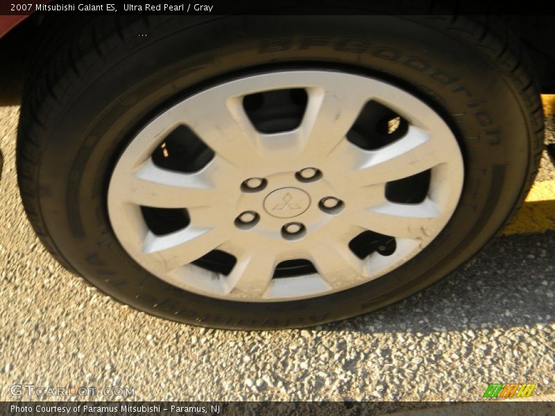 Ultra Red Pearl / Gray 2007 Mitsubishi Galant ES