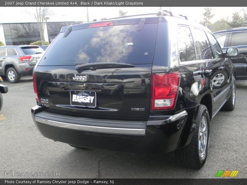 Black / Dark Khaki/Light Graystone 2007 Jeep Grand Cherokee Limited 4x4