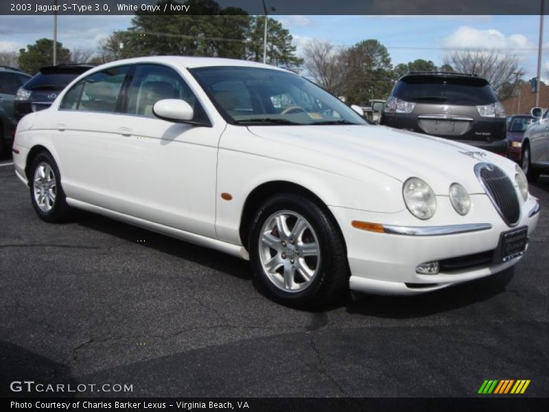 White Onyx / Ivory 2003 Jaguar S-Type 3.0