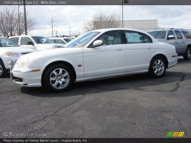 White Onyx / Ivory 2003 Jaguar S-Type 3.0