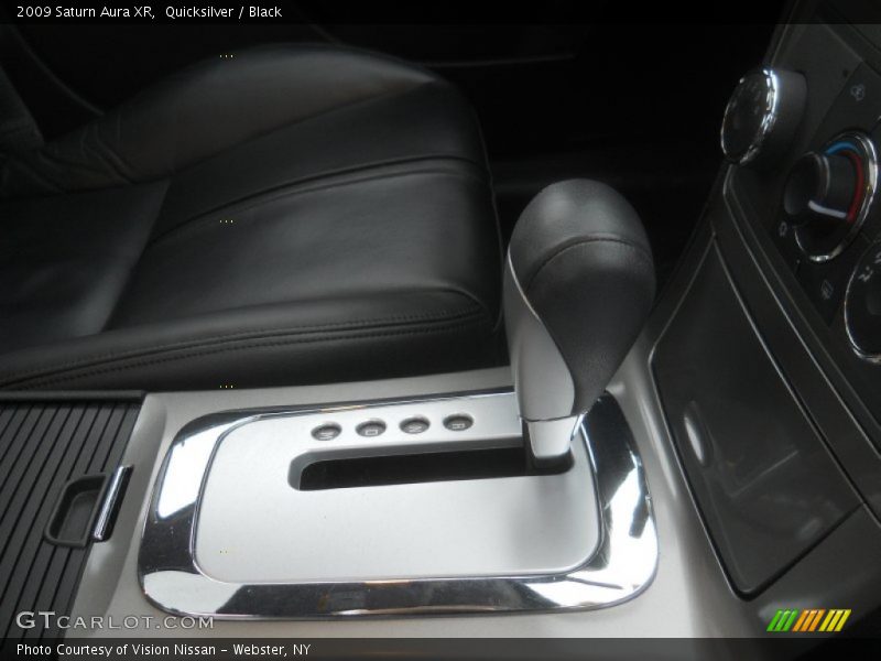 Quicksilver / Black 2009 Saturn Aura XR