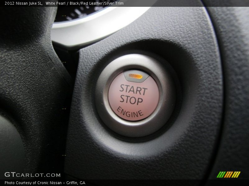 White Pearl / Black/Red Leather/Silver Trim 2012 Nissan Juke SL