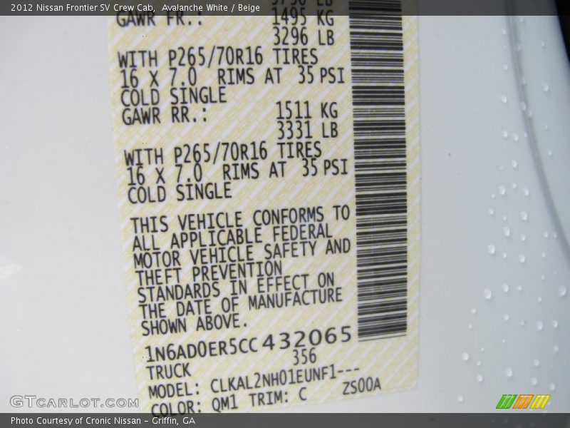 Avalanche White / Beige 2012 Nissan Frontier SV Crew Cab