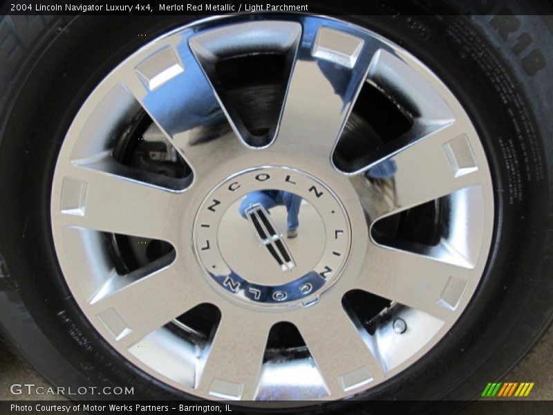 Merlot Red Metallic / Light Parchment 2004 Lincoln Navigator Luxury 4x4