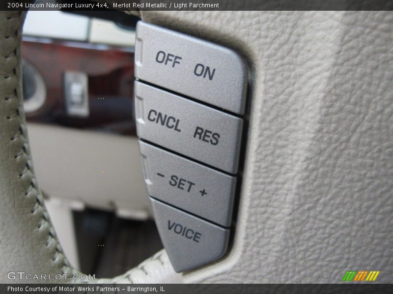 Merlot Red Metallic / Light Parchment 2004 Lincoln Navigator Luxury 4x4