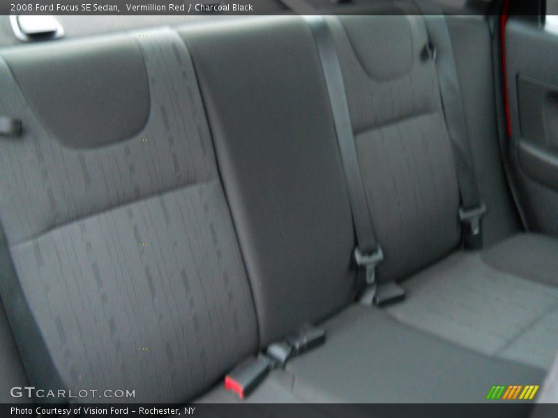 Vermillion Red / Charcoal Black 2008 Ford Focus SE Sedan