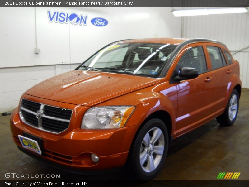 Mango Tango Pearl / Dark Slate Gray 2011 Dodge Caliber Mainstreet
