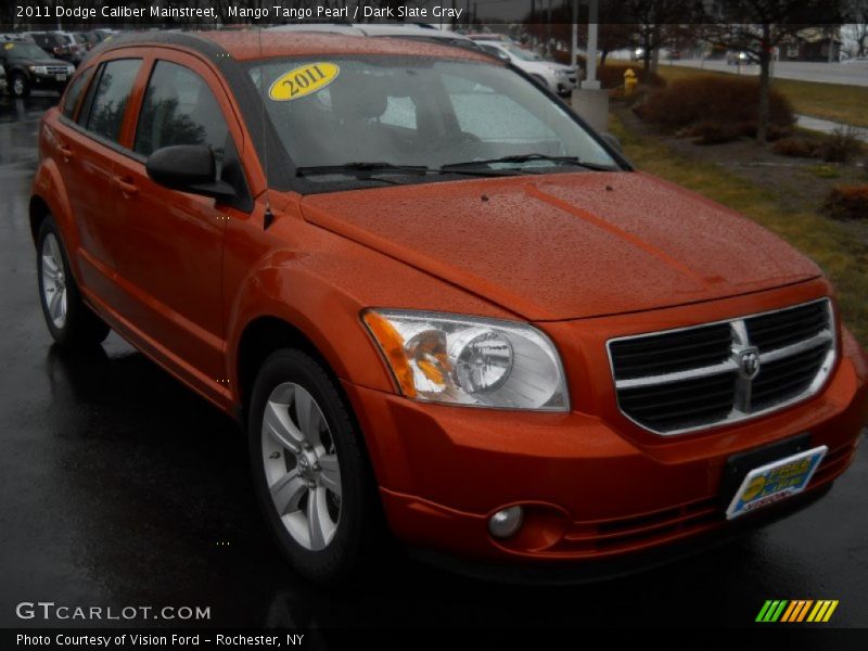 Mango Tango Pearl / Dark Slate Gray 2011 Dodge Caliber Mainstreet