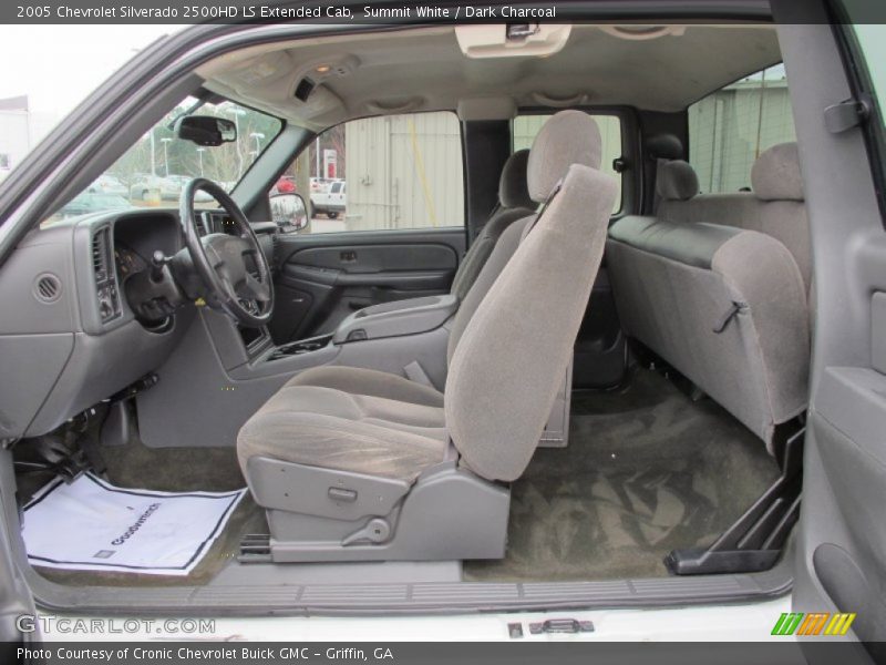 Summit White / Dark Charcoal 2005 Chevrolet Silverado 2500HD LS Extended Cab