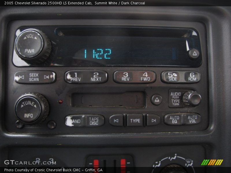 Audio System of 2005 Silverado 2500HD LS Extended Cab