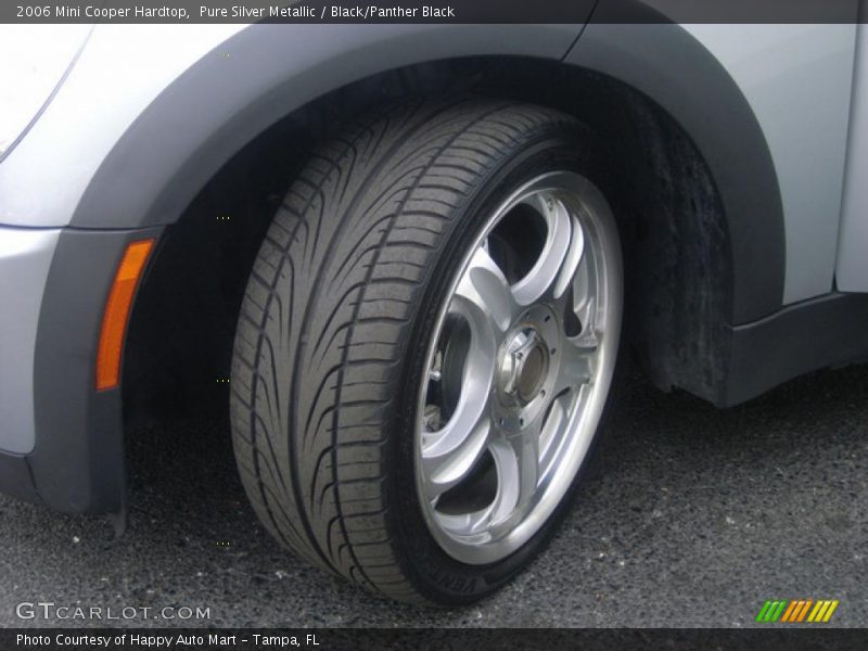 Pure Silver Metallic / Black/Panther Black 2006 Mini Cooper Hardtop
