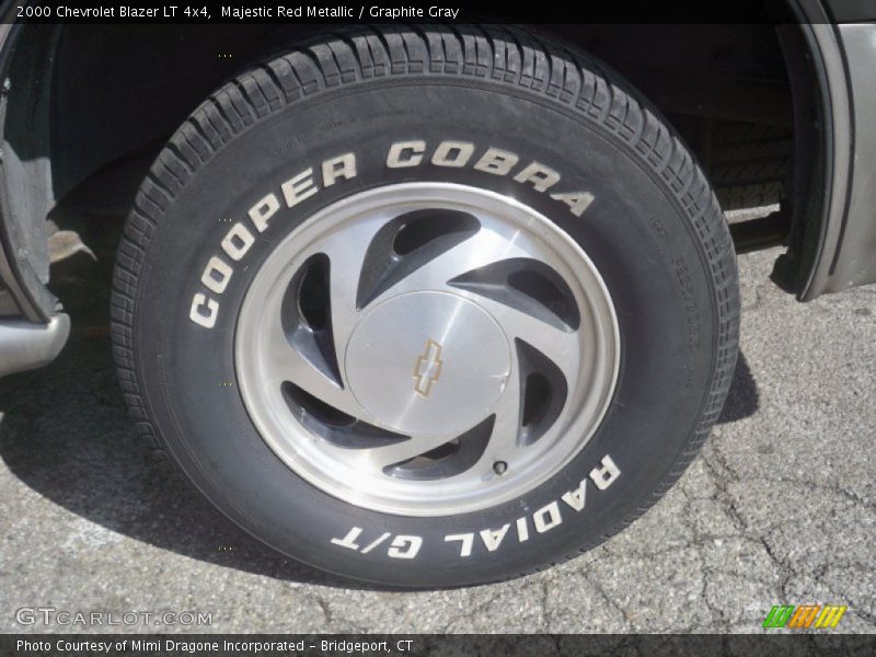 Majestic Red Metallic / Graphite Gray 2000 Chevrolet Blazer LT 4x4