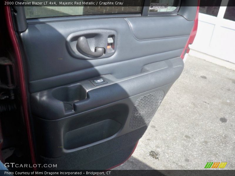 Majestic Red Metallic / Graphite Gray 2000 Chevrolet Blazer LT 4x4