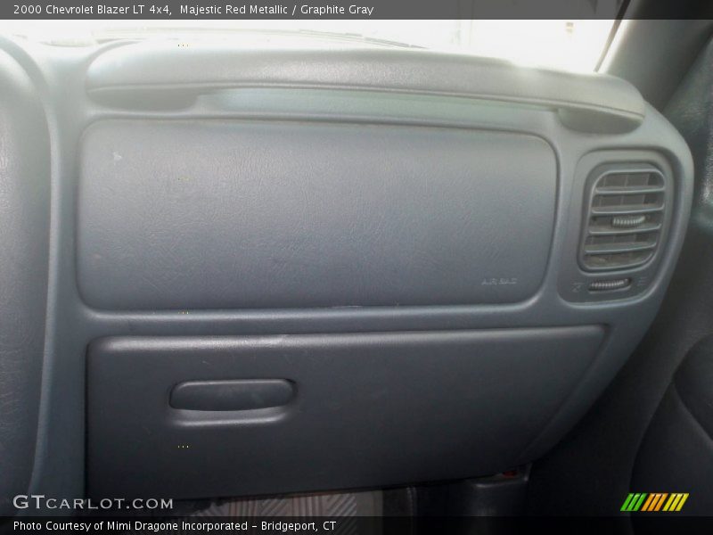 Majestic Red Metallic / Graphite Gray 2000 Chevrolet Blazer LT 4x4