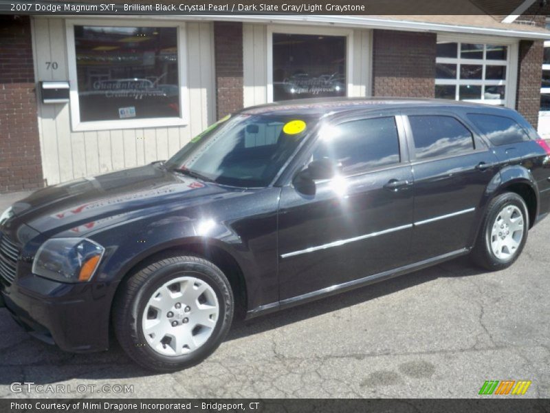 Brilliant Black Crystal Pearl / Dark Slate Gray/Light Graystone 2007 Dodge Magnum SXT