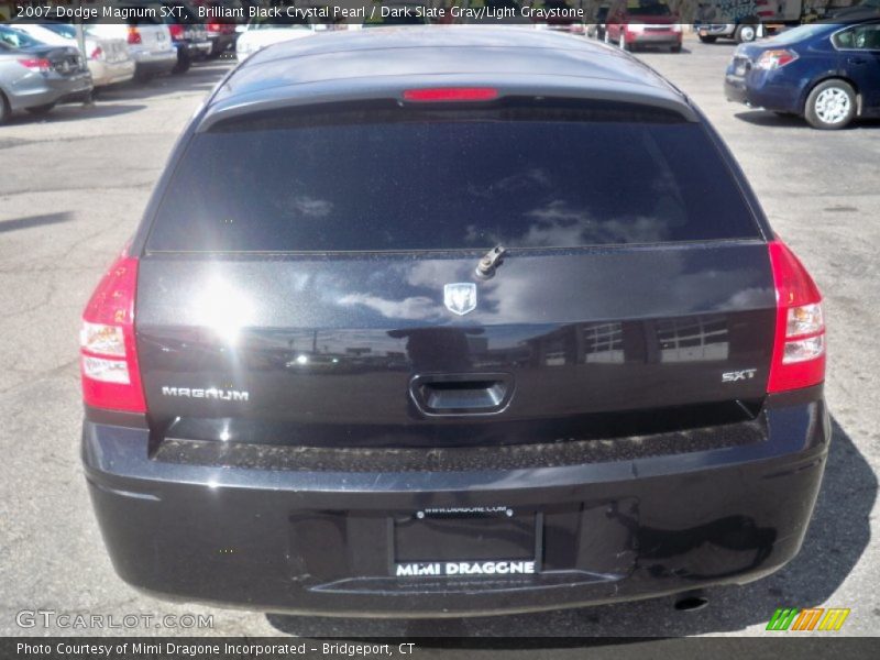 Brilliant Black Crystal Pearl / Dark Slate Gray/Light Graystone 2007 Dodge Magnum SXT