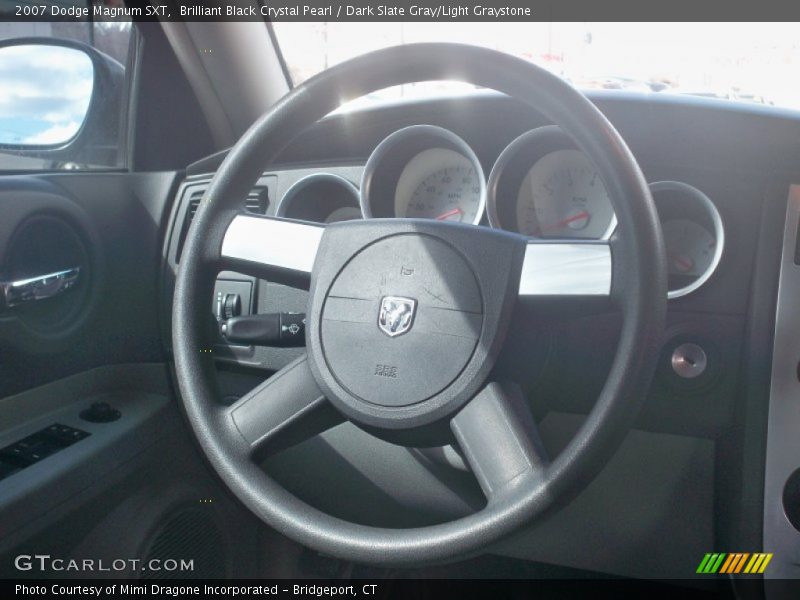 Brilliant Black Crystal Pearl / Dark Slate Gray/Light Graystone 2007 Dodge Magnum SXT