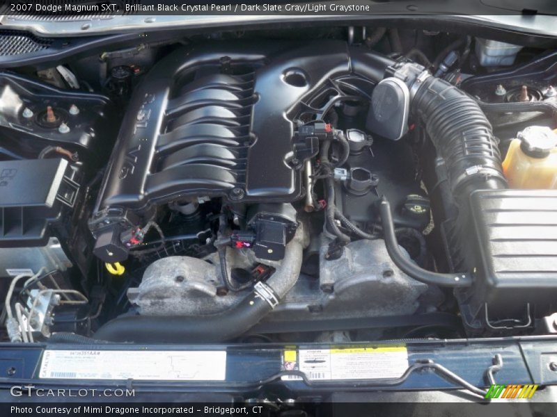 Brilliant Black Crystal Pearl / Dark Slate Gray/Light Graystone 2007 Dodge Magnum SXT