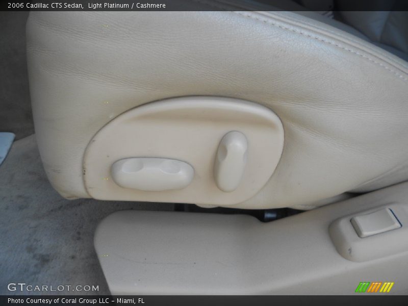 Light Platinum / Cashmere 2006 Cadillac CTS Sedan