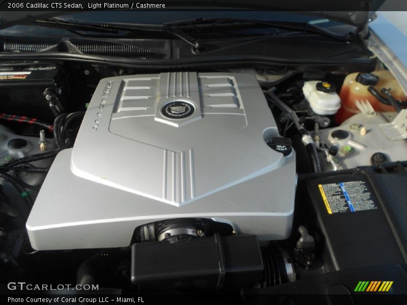 Light Platinum / Cashmere 2006 Cadillac CTS Sedan