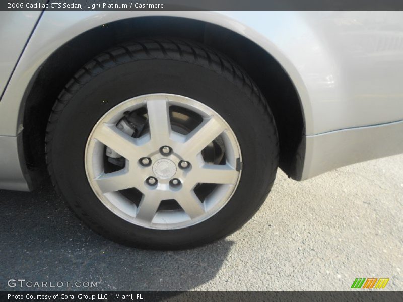 Light Platinum / Cashmere 2006 Cadillac CTS Sedan