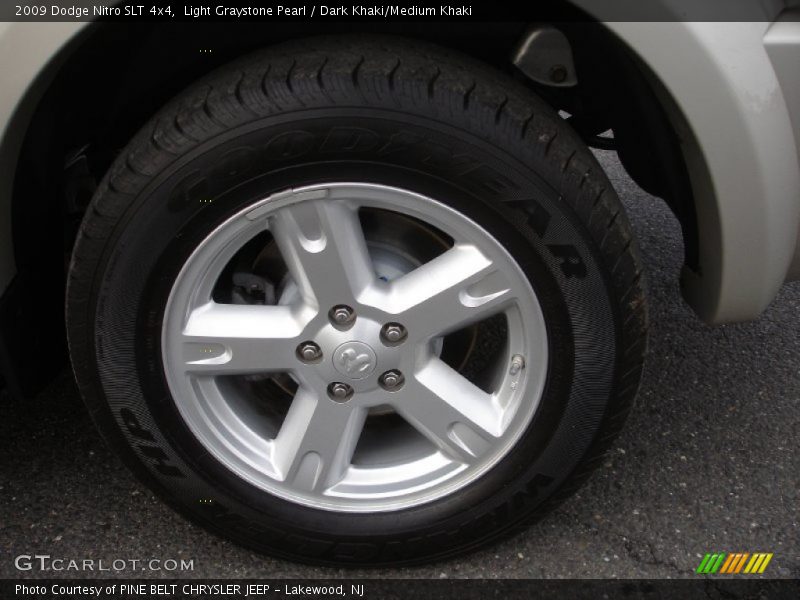 Light Graystone Pearl / Dark Khaki/Medium Khaki 2009 Dodge Nitro SLT 4x4