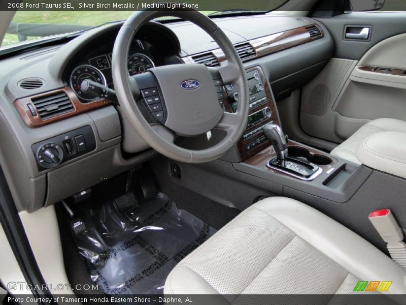 Dashboard of 2008 Taurus SEL