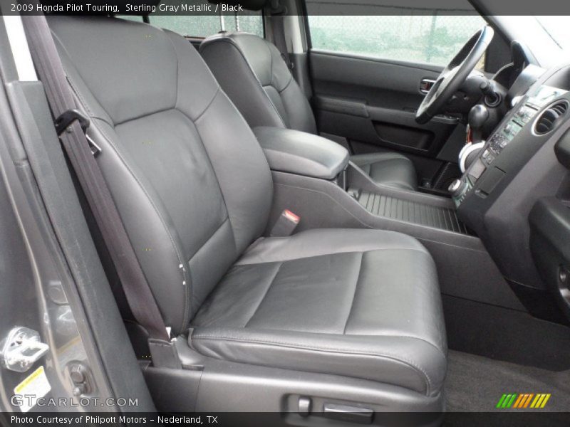  2009 Pilot Touring Black Interior