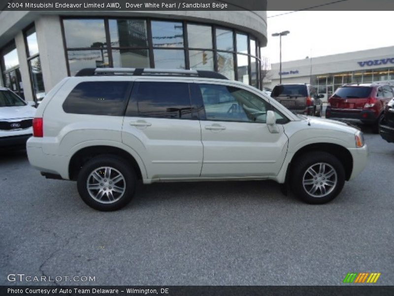 Dover White Pearl / Sandblast Beige 2004 Mitsubishi Endeavor Limited AWD